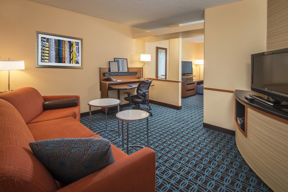 Fairfield Inn And Suites Frederick 29/50