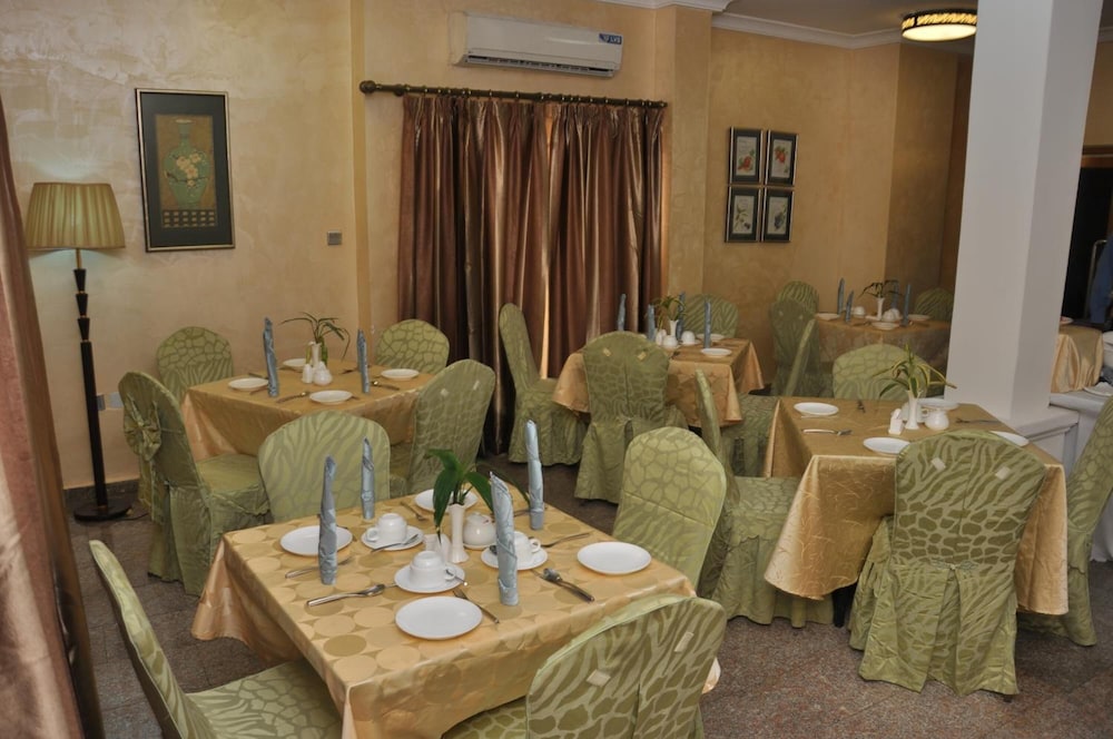 Hotel Chelsea Wuse 2 39/50