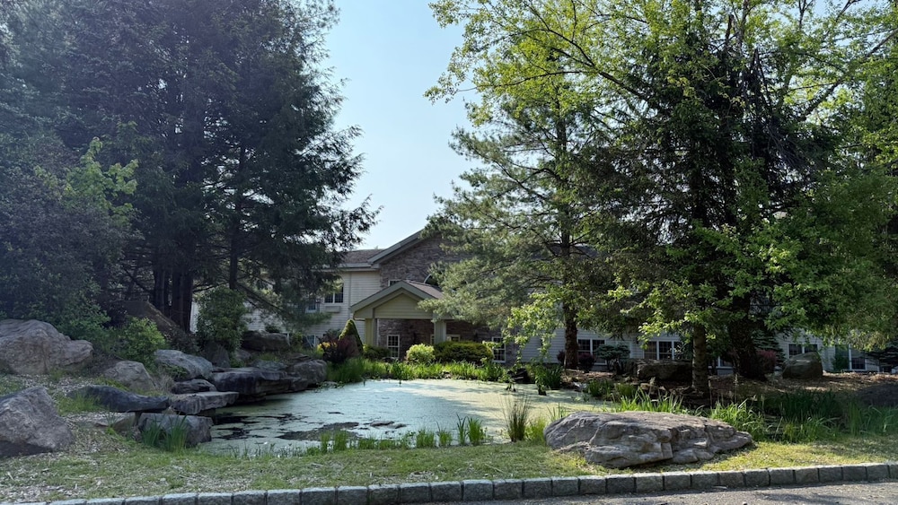 The Willowbrook Village at Lake Harmony, a Wyndham Hotel 43/49