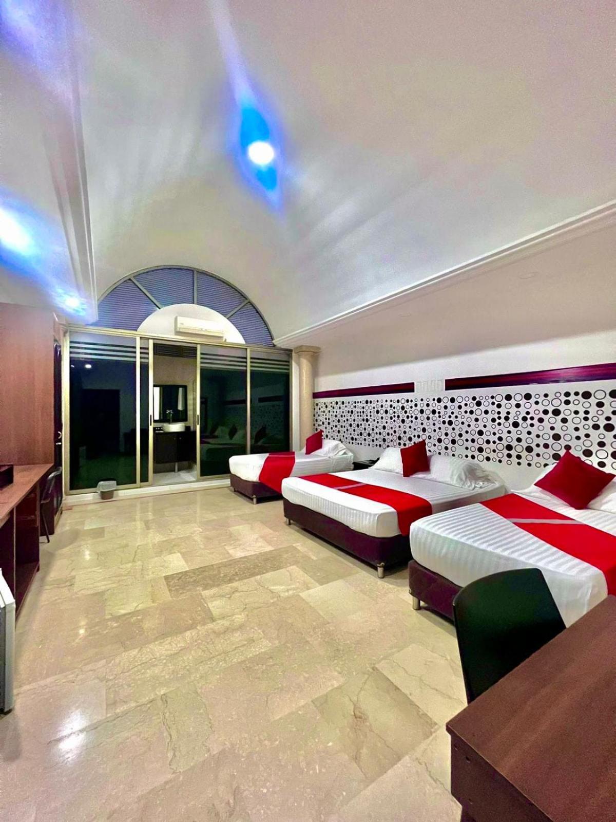 Hotel Ingenio Reina Isabel 48/61
