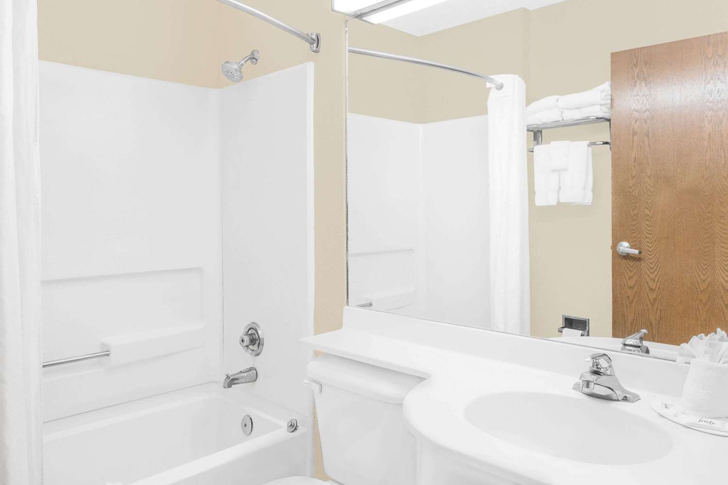 Microtel Inn & Suites by Wyndham Franklin 17/17