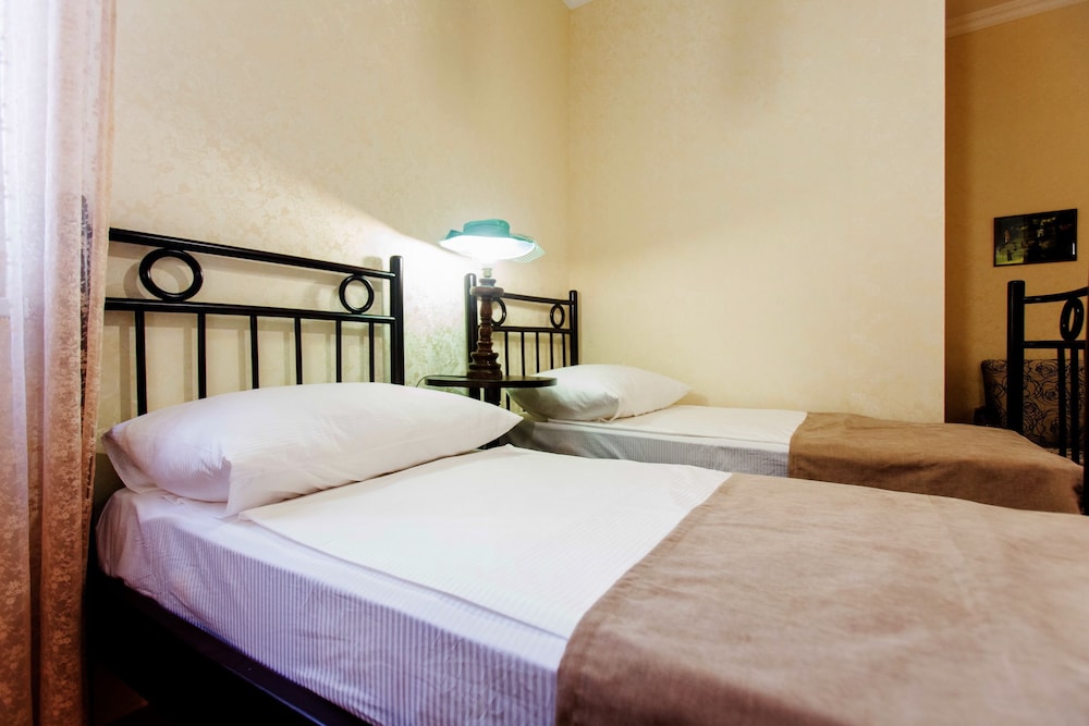 Bloom Boutique Hotel 17/50