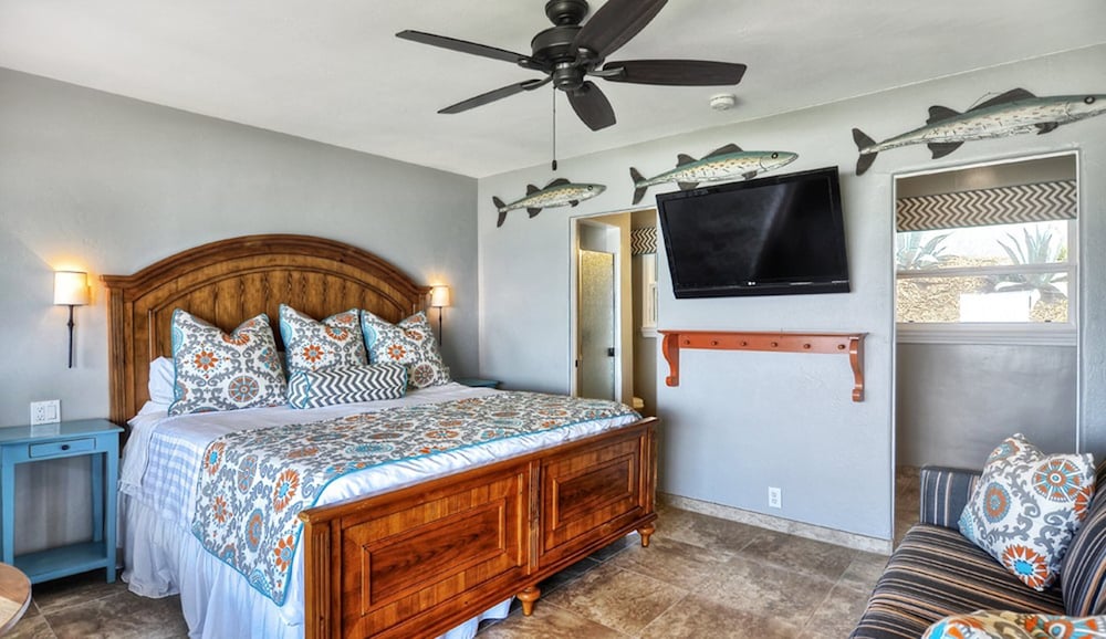 Beachcomber Inn 18/50