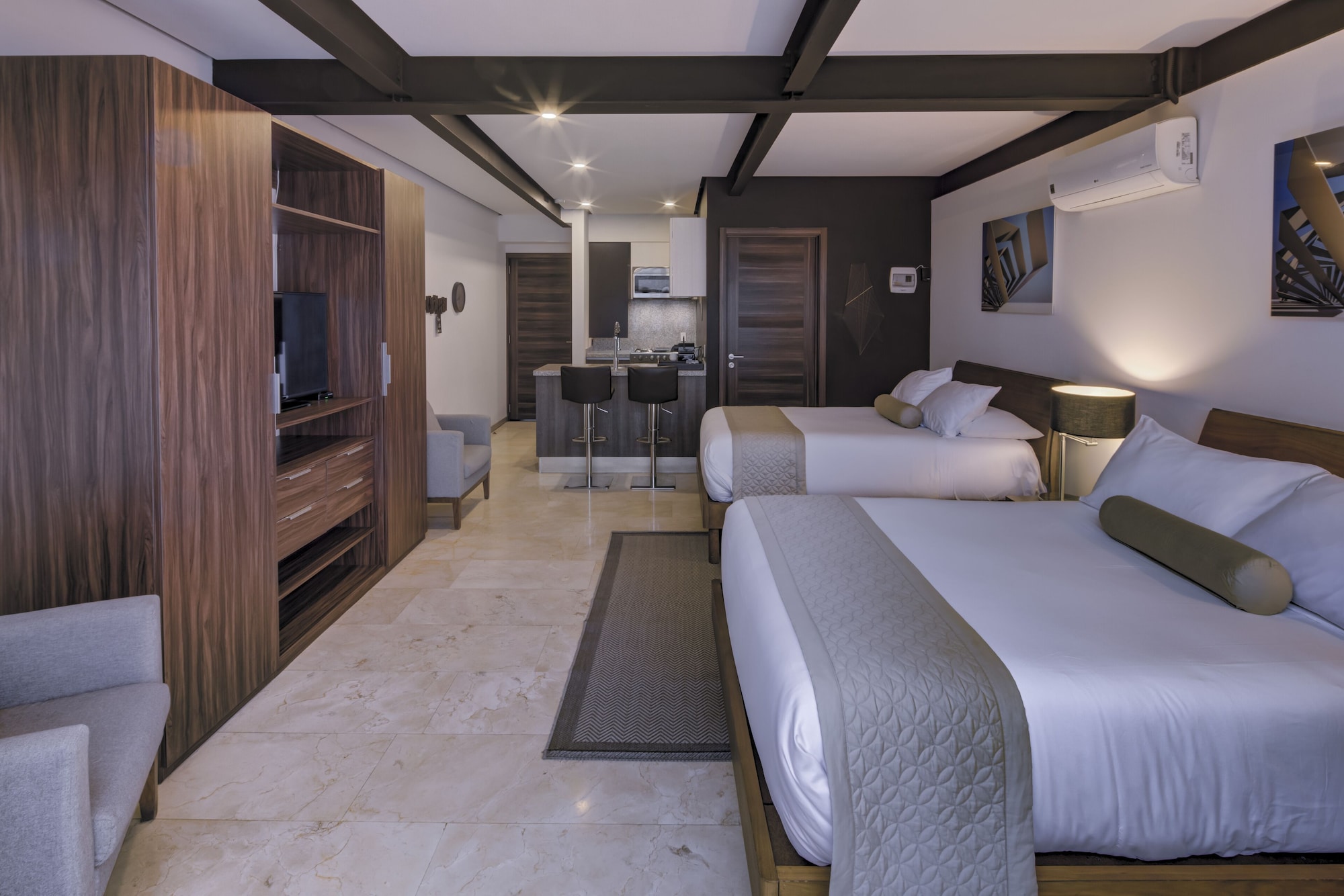 TRADITIONAL, DOUBLE BED