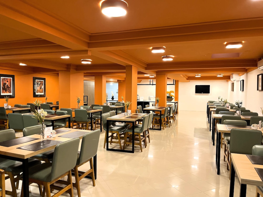 Hotel Le Village Distribuited By Intercity 35/50