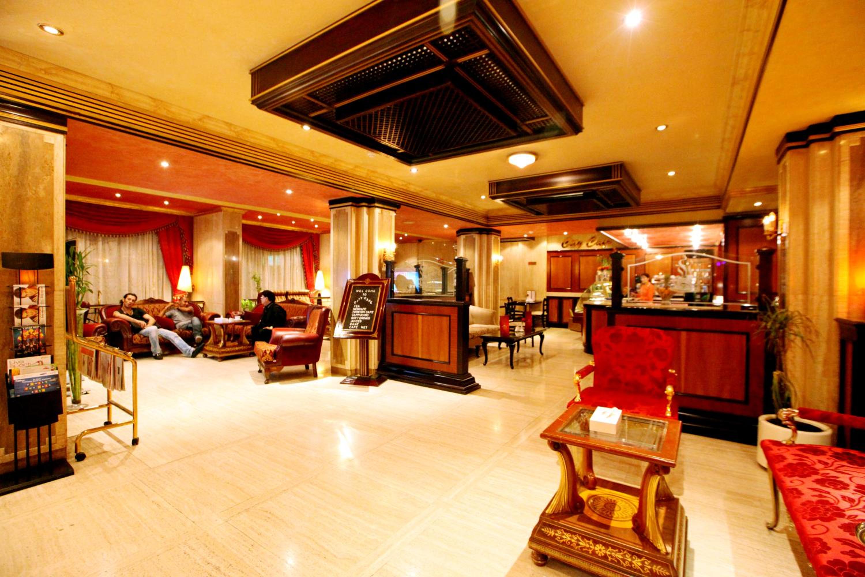 restaurant cafeteria