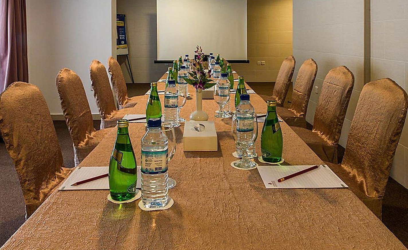 Executive Suites Abu Dhabi 45/50
