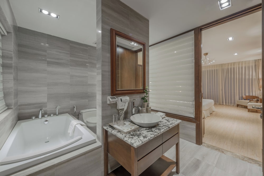 FLC LUXURY RESORT VINH PHUC 70/70