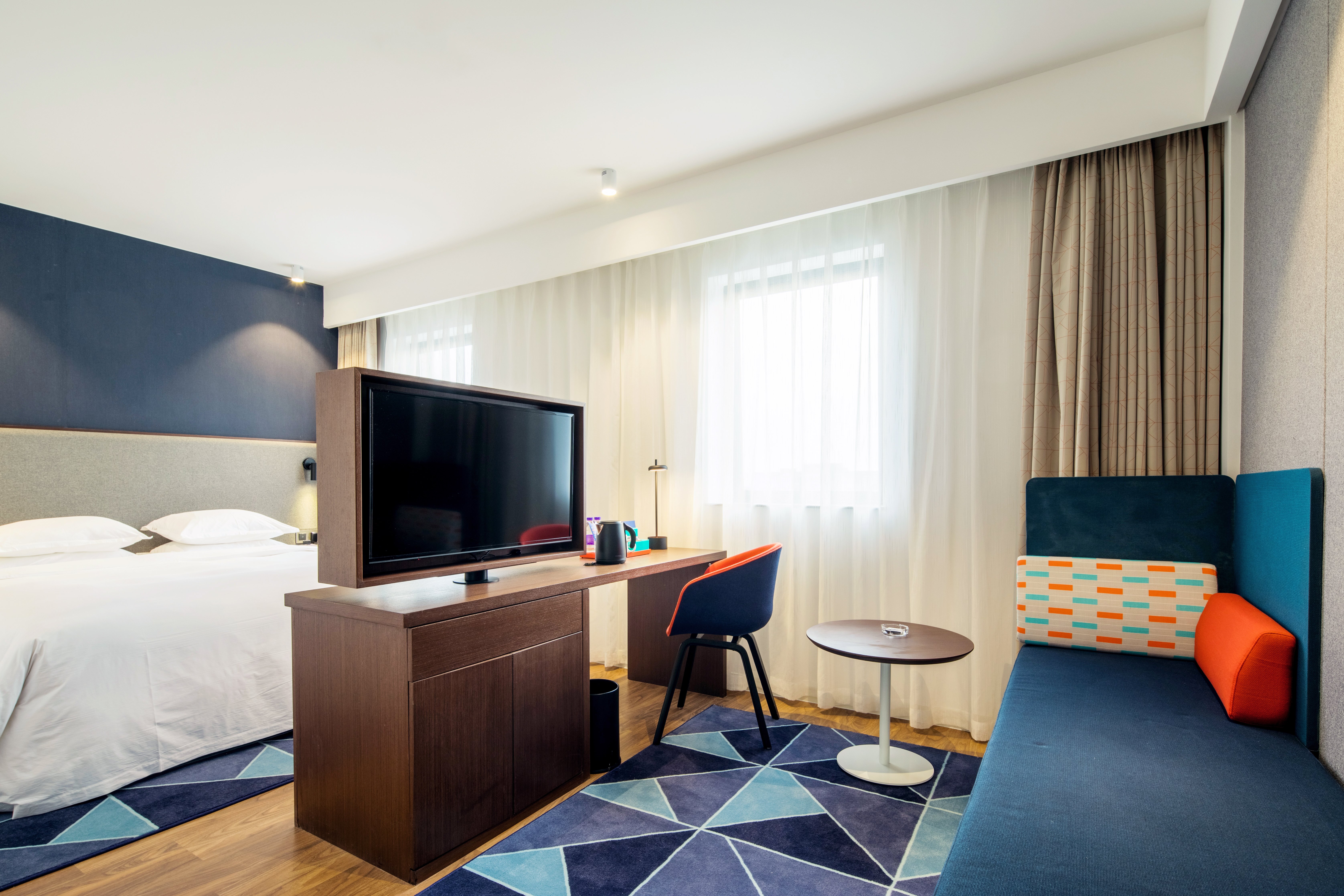 Holiday Inn Express Shaoxing Paojiang 10/29