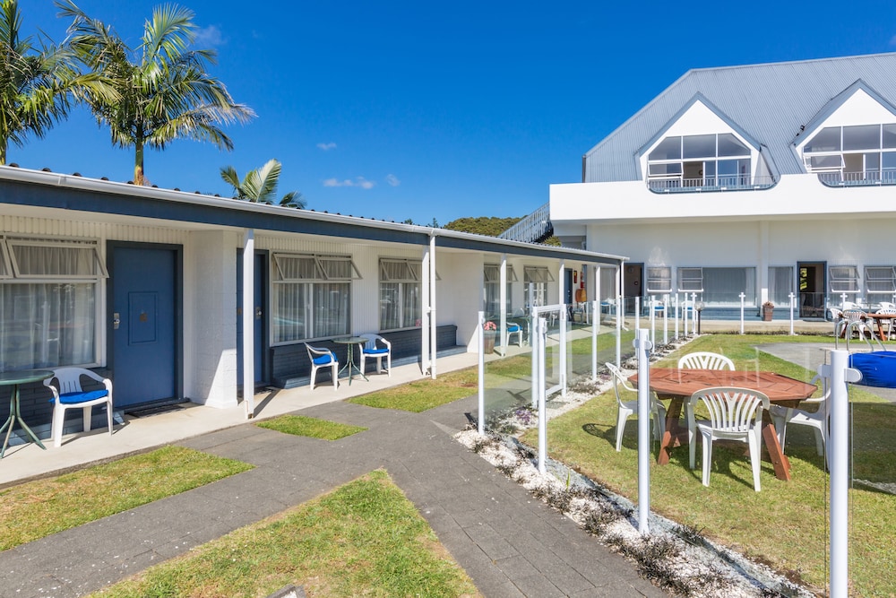 Aloha Seaview Resort Motel 1/68