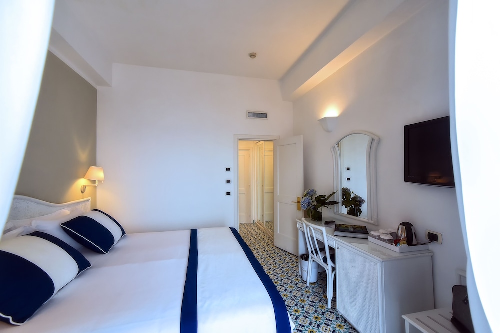 Miramalfi Hotel 14/85