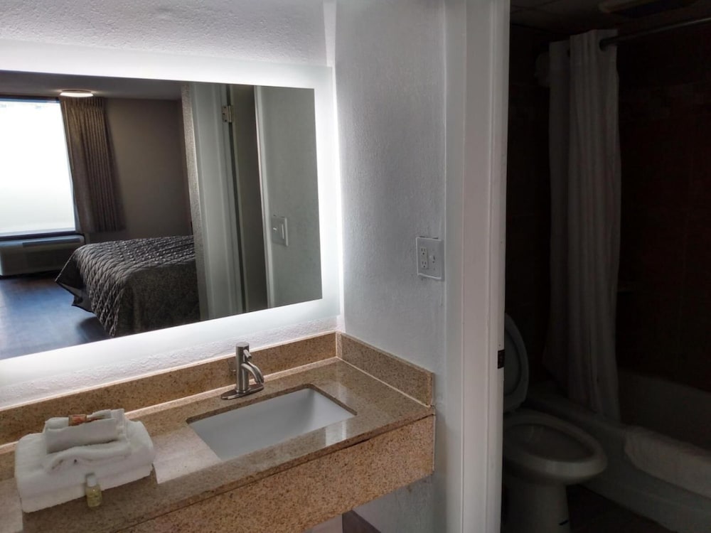 Gateway Inn-Savannah 18/32