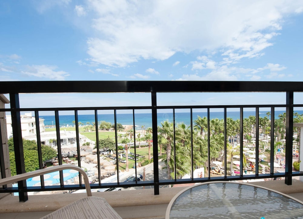 Tsokkos Anastasia Beach Hotel 19/50