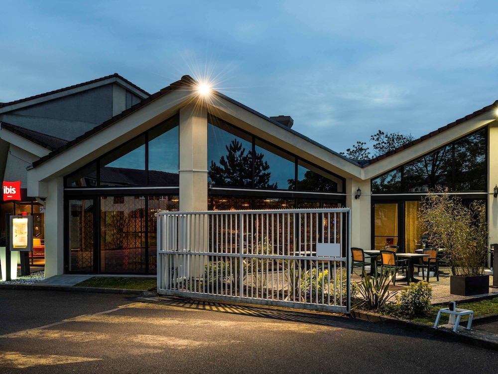 Ibis Cergy Pontoise Le Port 8/67
