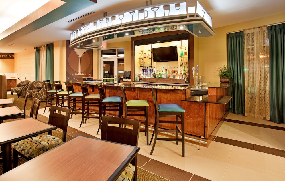 Holiday Inn Columbia-East 38/55