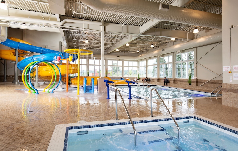 Pomeroy Inn & Suites Prince George 30/39