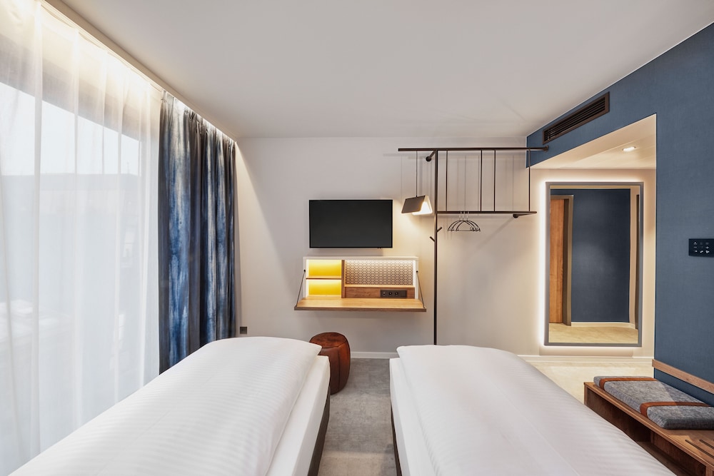 غرفة كومفورت بسريرين منفصلين، H2 Hotel Mainz 2/5