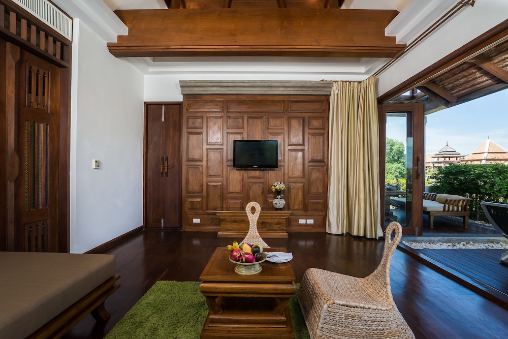 ROYAL MUANG SAMUI VILLAS 42/72