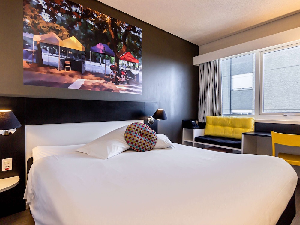 JUNIOR SUITE, DOUBLE AND TWIN BEDS