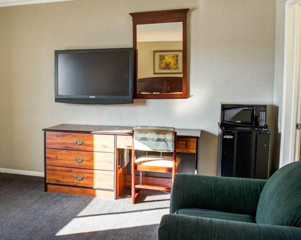 Rodeway Inn Near Venice Beach 28/35