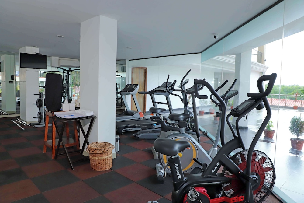 Golden Tulip Candolim Goa 41/77