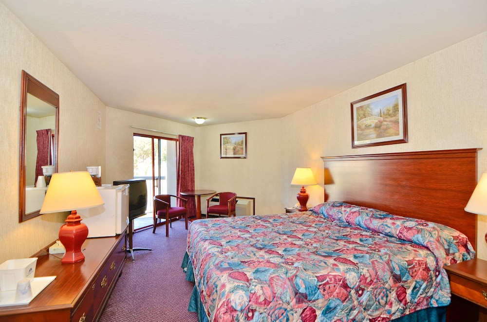 Room, King Bed