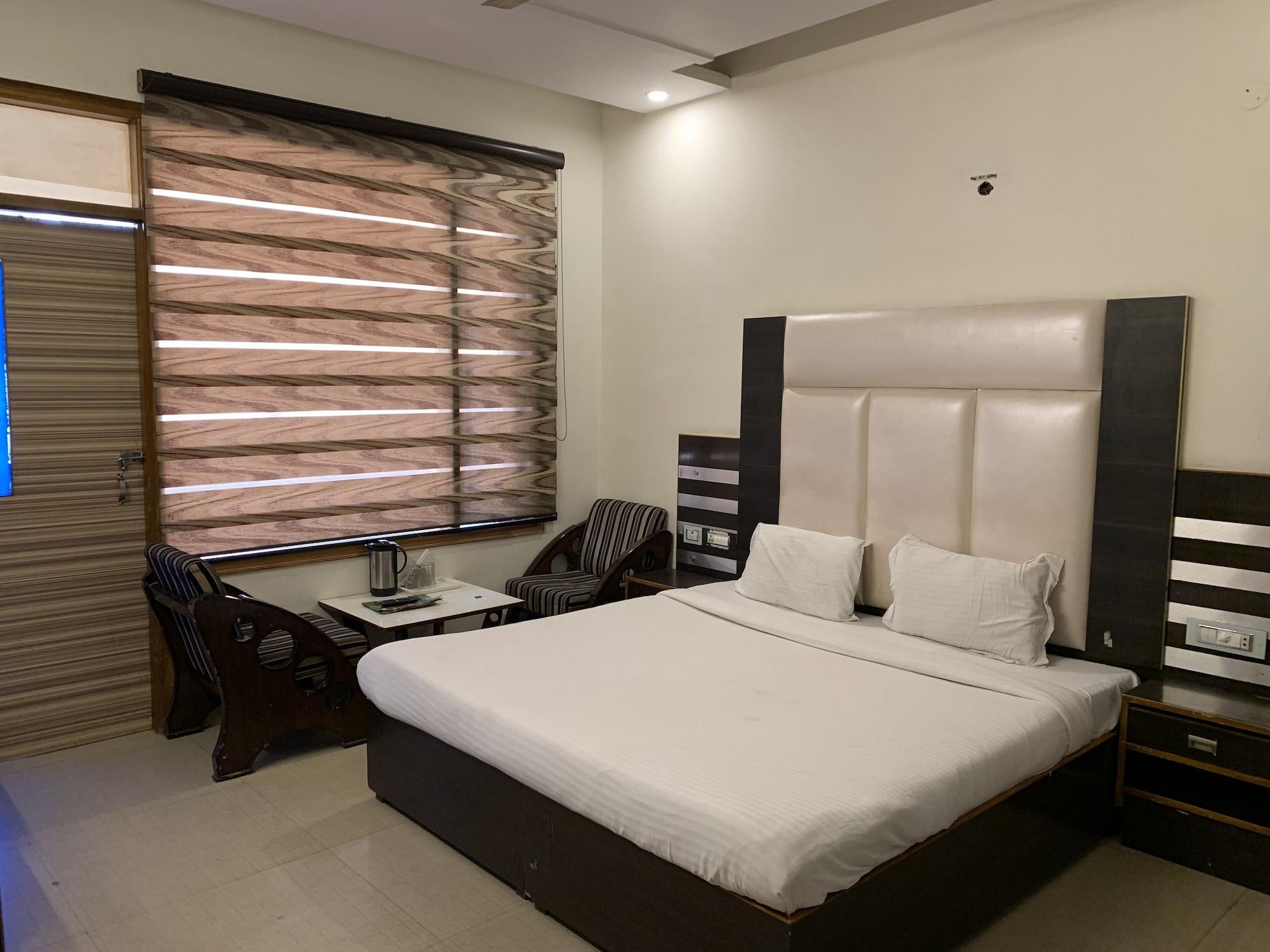 Super, Deluxe, Balcony، Hotel Citi Heights 2/3