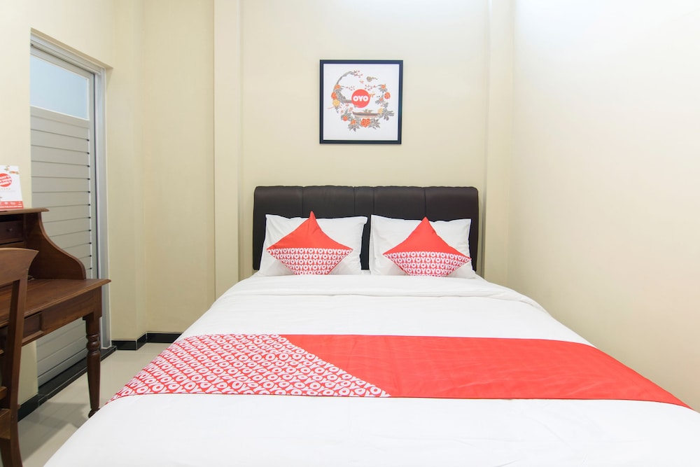OYO 890 Dewi Fortuna Guest House 9/26