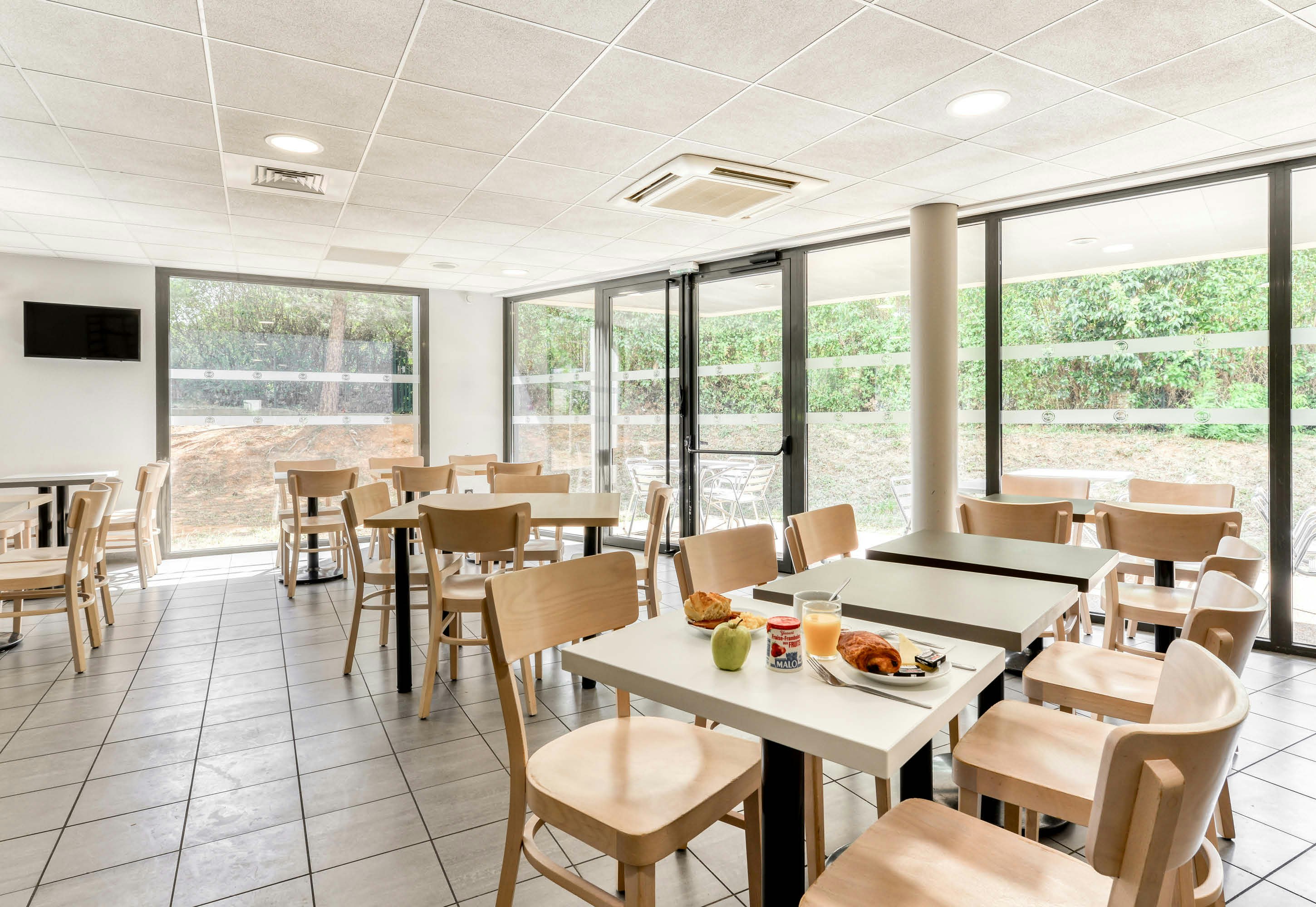 B&B Hotel Montpellier Centre Le Millenaire 14/20