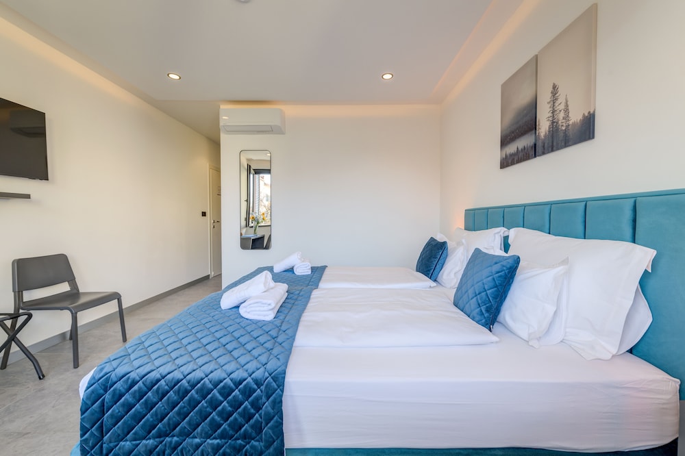 Lichia Amia Luxe Rooms 7/21