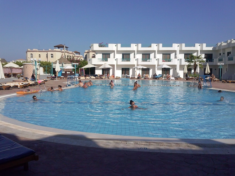Sharm Cliff Resort 1/30