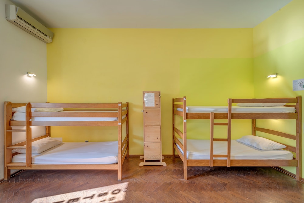 Adriatic Hostel 10/34