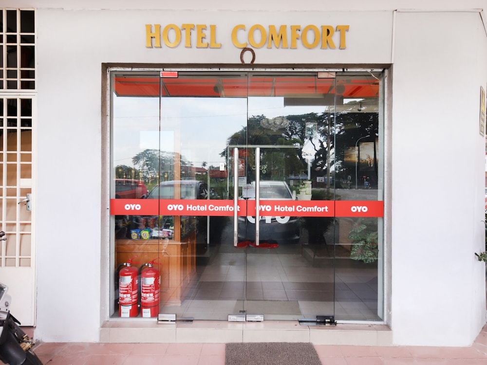Oyo 746 Hotel Comfort photo2