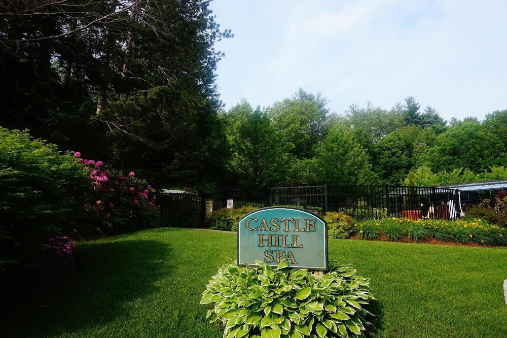 Pointe at Castle Hill Resort 29/30