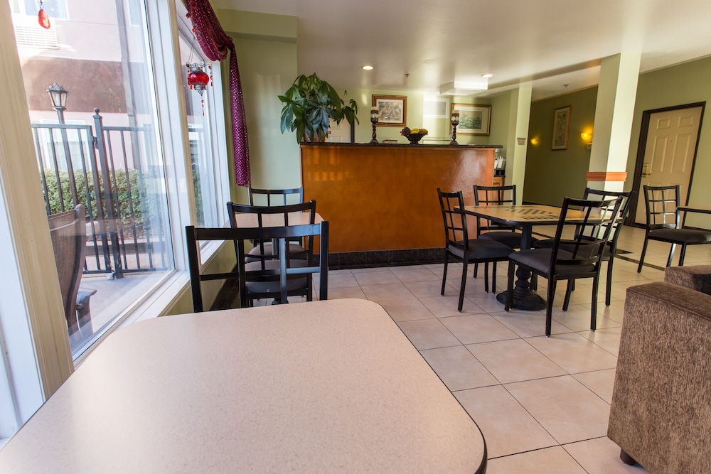 Suites Hayward - Oakland South 31/41