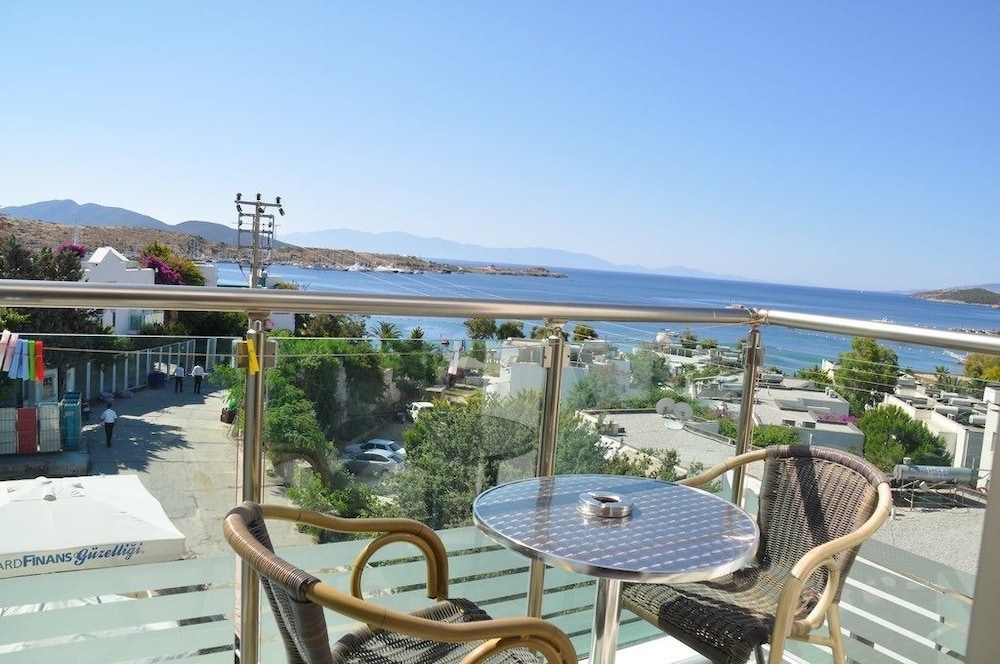 Gunay Hotel 22/37