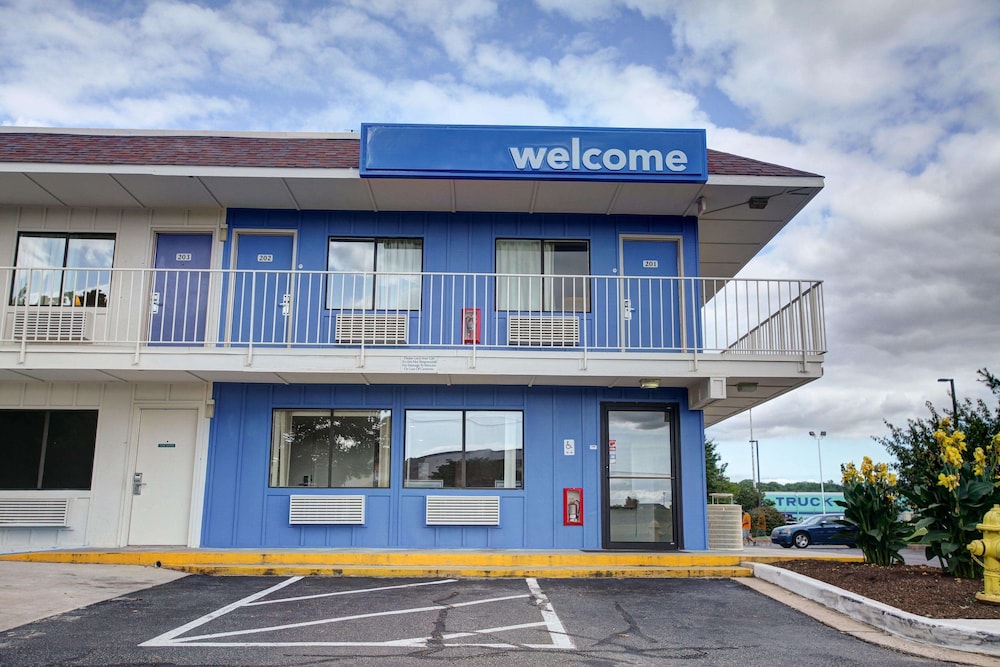 Motel6 Elkton, MD 7/55