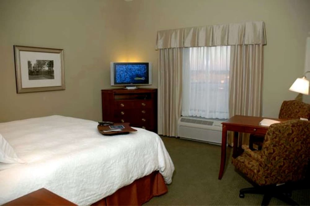 Hampton Inn Calera 7/47