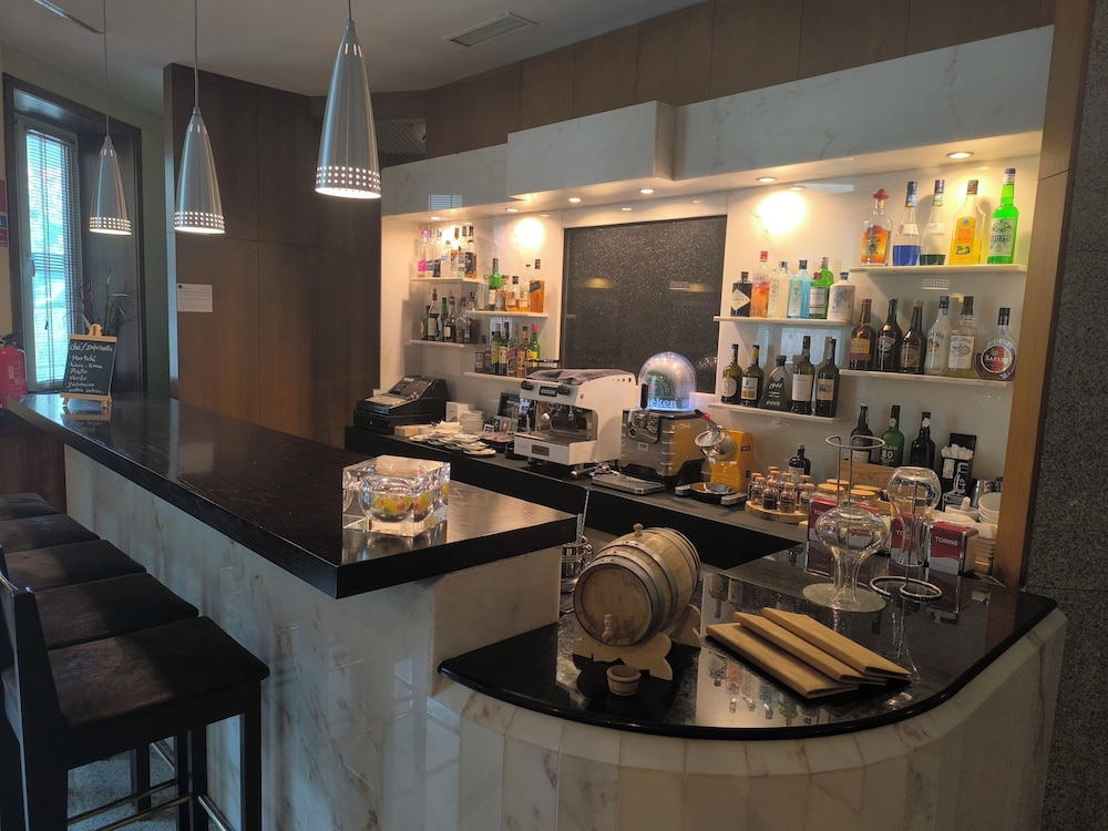 Douro Park Hotel 57/75