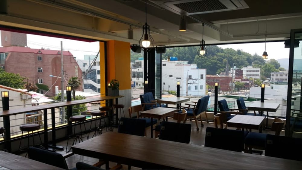 The View Hostel 19/27