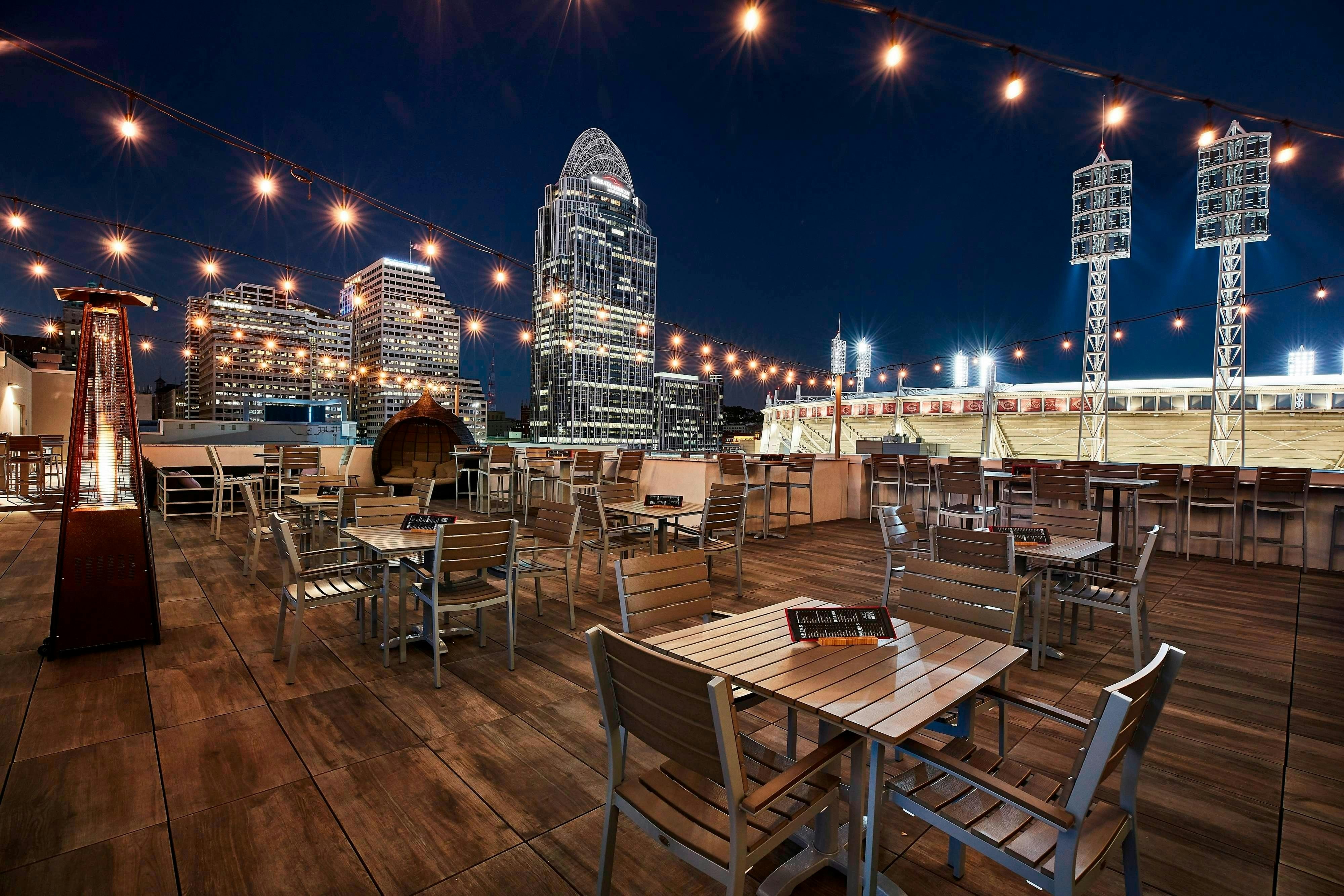 AC HOTEL CINCINNATI AT THE BANKS 31/55