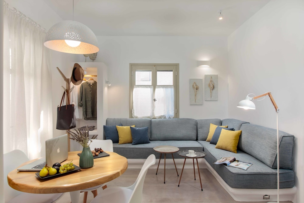 Halcyon Villas 42/66
