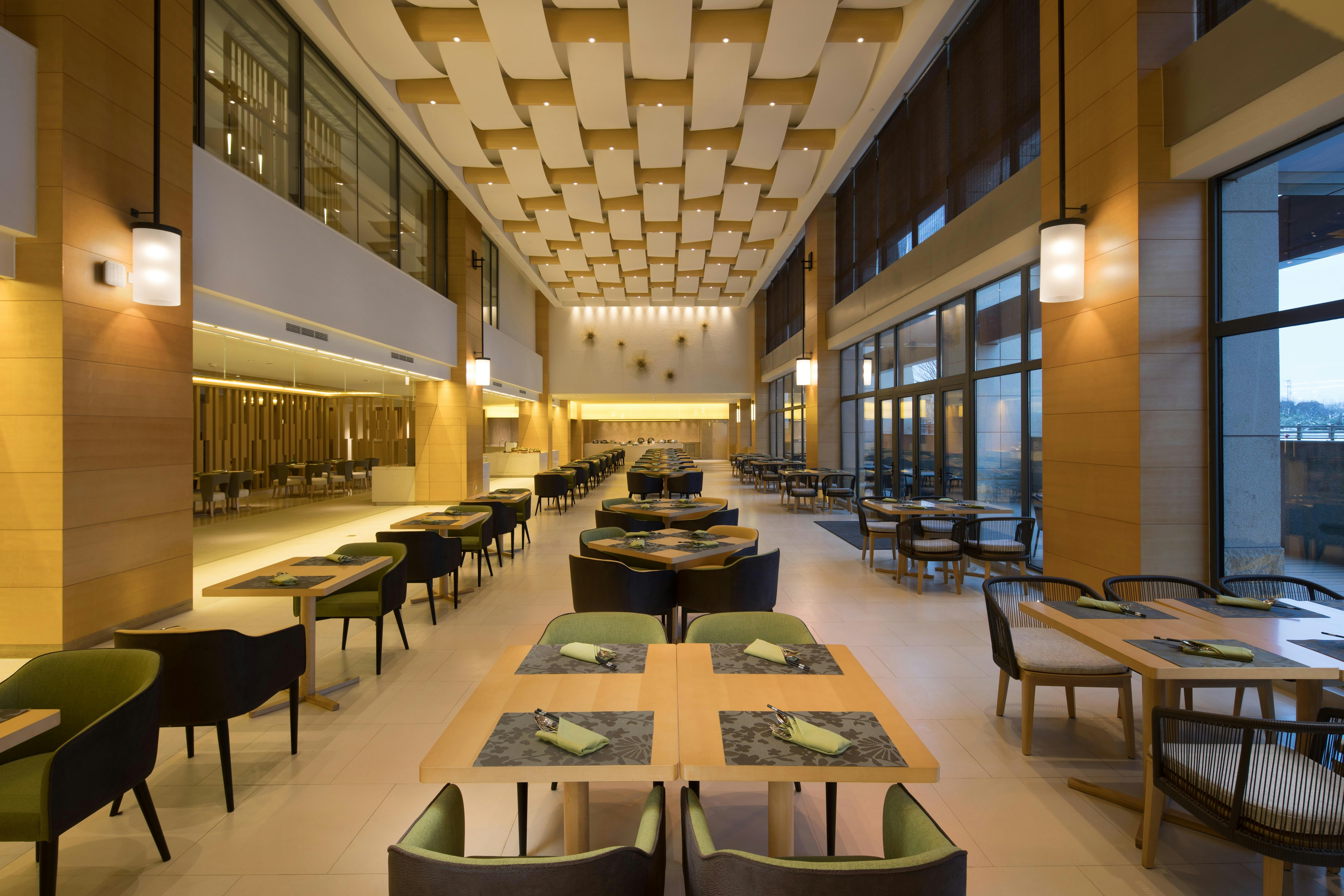HOLIDAY INN KUNSHAN HUAQIAO 20/50