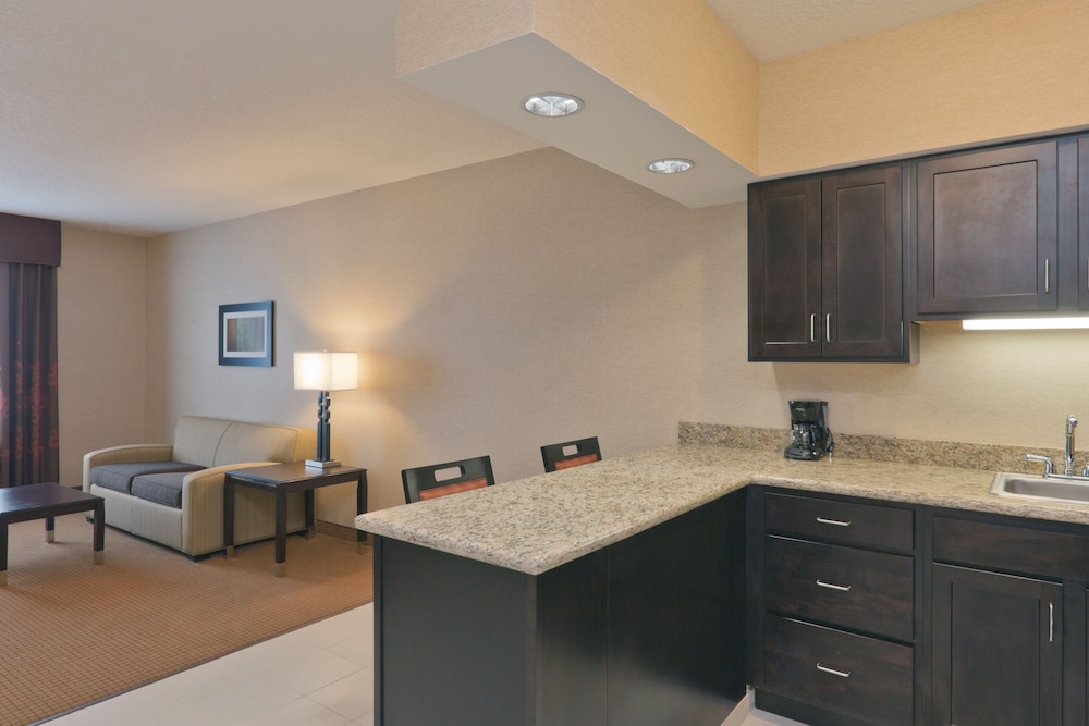 Holiday Inn Jackson Nw Airport Road 66/79