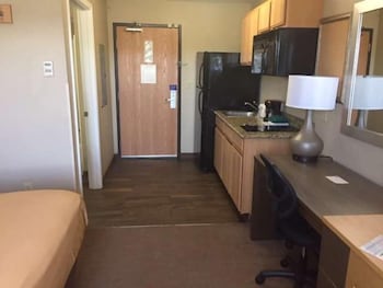 Studio6 Lenexa, KS - Overland Park 37/53