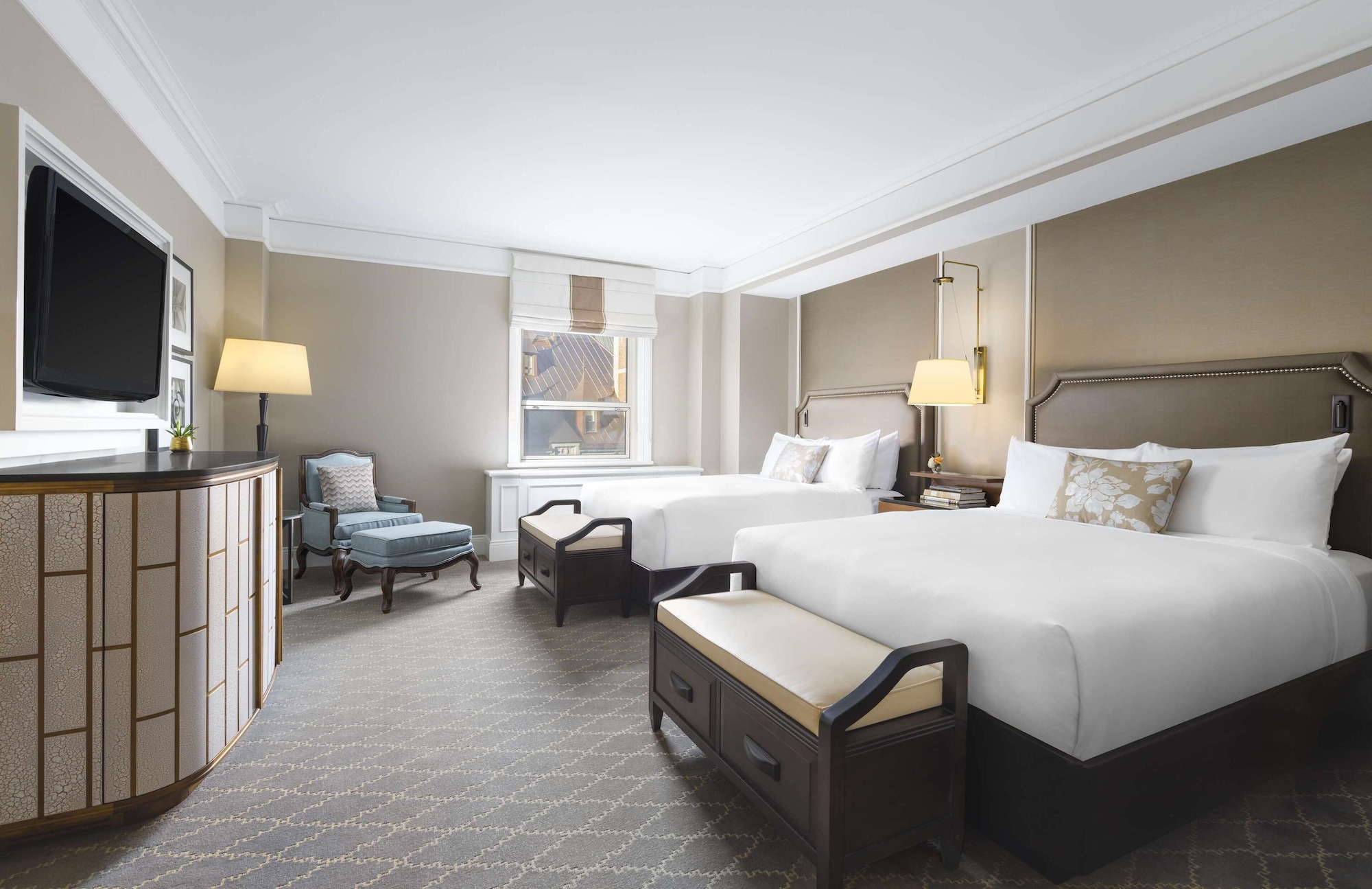 FAIRMONT, 2 DOUBLE BEDS