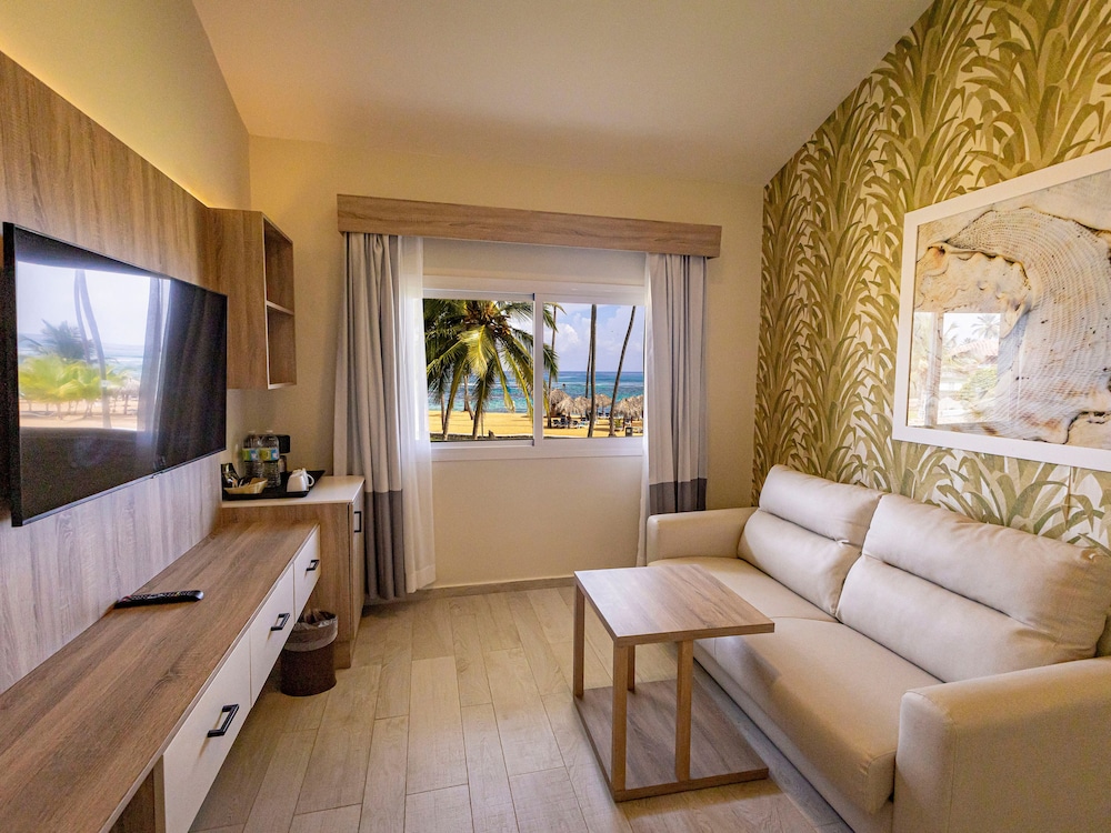 Grand Sirenis Punta Cana Resort 50/79