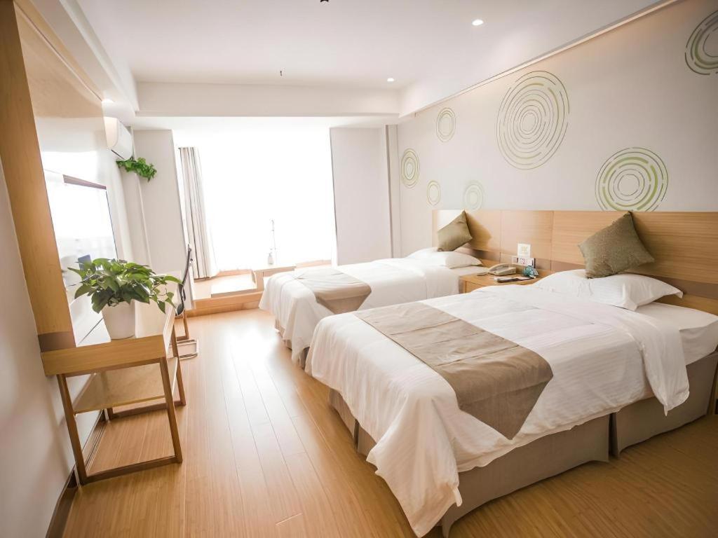 GreenTree Inn Suqian Yu District Red Star Meikailong Express Hotel 5/20