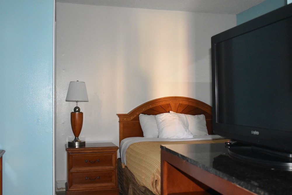 Guest Cottage & Suites 28/60