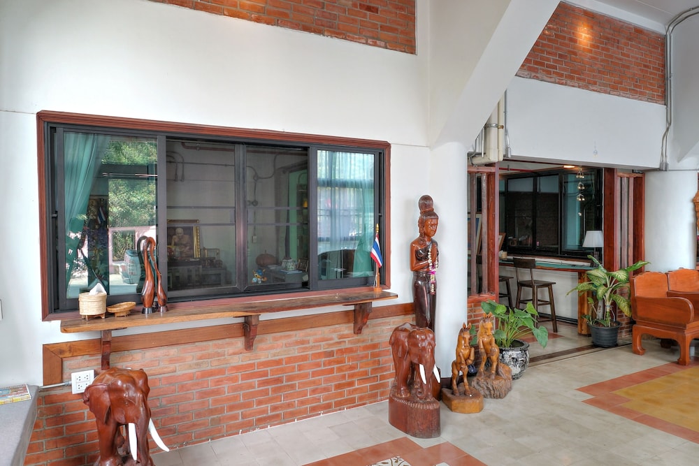 Saengpanya Home Boutique Hotel 52/65